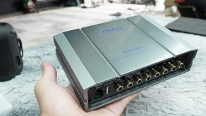 Âm ly ô tô liền DSP xe hơi Rebec B8S
